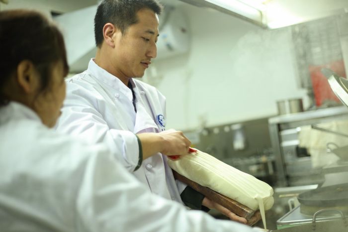 山西刀削面實(shí)體店技術(shù)培訓(xùn)班