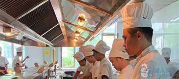 軍地兩用人才培訓(xùn)花絮(圖6)