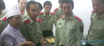 軍地兩用人才培訓(xùn)花絮(圖19)