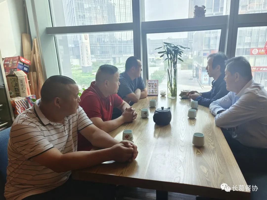 協(xié)會動態(tài)‖省素協(xié)羅新安赴京匯報工作(圖23) 015574df477b27eec974f188c69fdd86.jpg