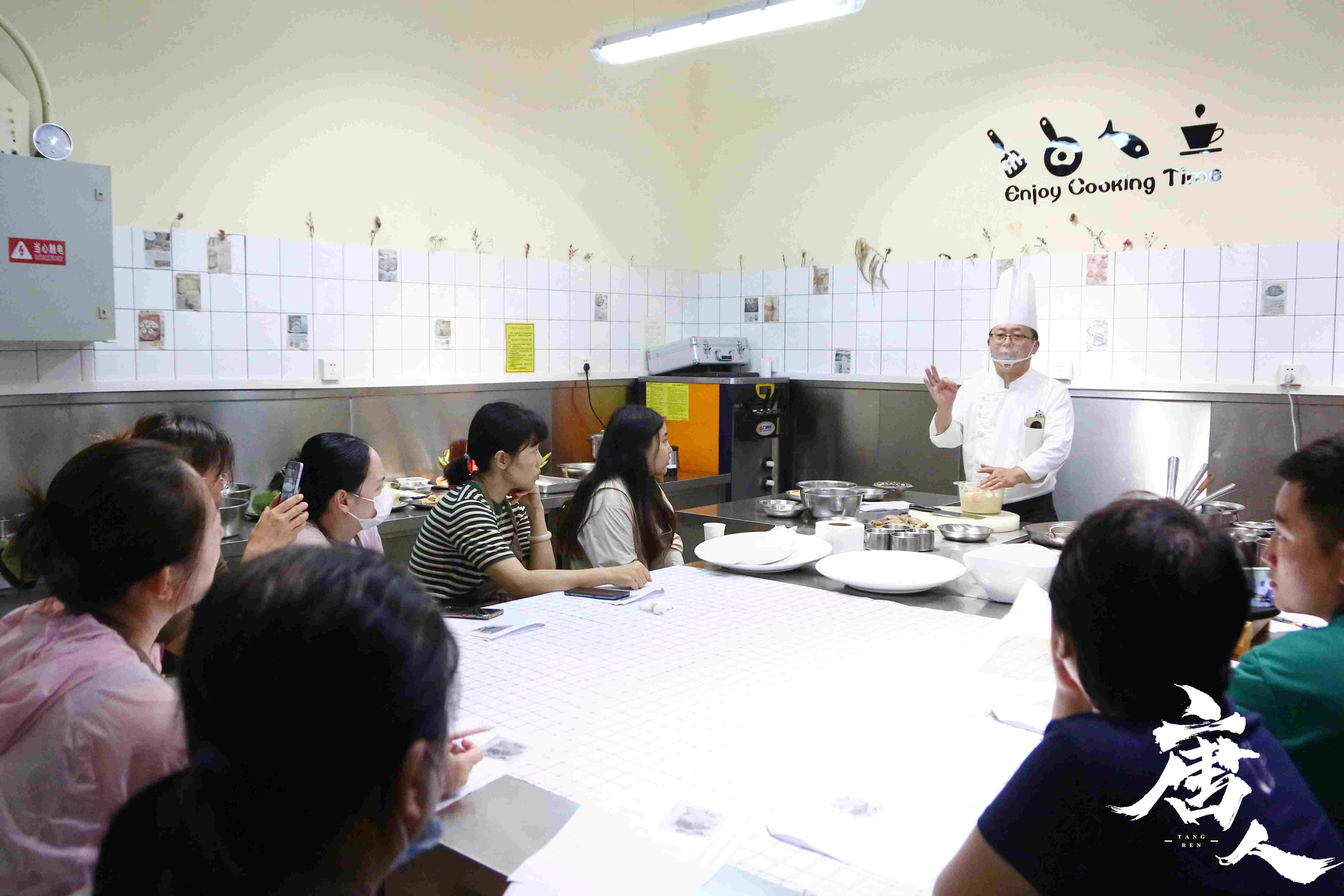 “中秋圓宴飯”活動圓滿完成(圖2) 微信圖片_20230918111939.jpg